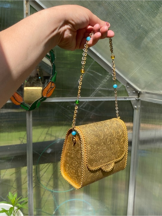 Saks Fifth Avenue Handbags - Vintage Italy Gold Metal Paisley Embossed Evening Shoulder Bag Minaudière